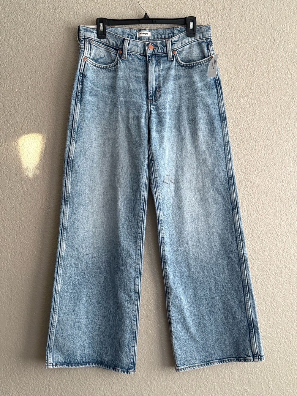 NEW Wrangler Low Rise Baggy Jeans Women 27 Light Wash Wide Leg Skater Y2K Denim - Picture 3 of 15